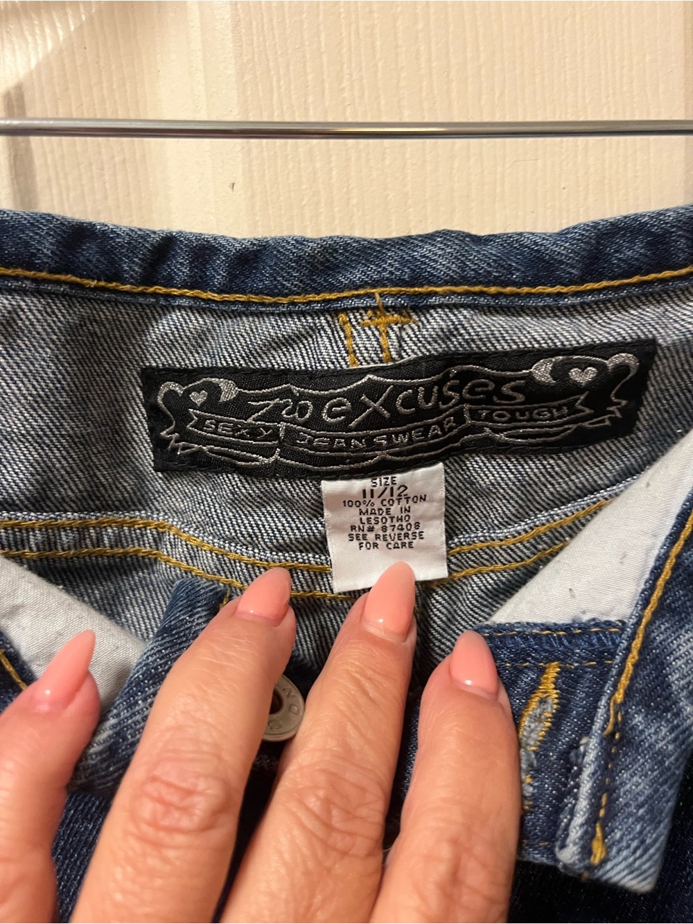 No Excuses Women’s Denim Capri Jeans Size 11/12 Blue Button Fly Y2K Cropped - Picture 7 of 8